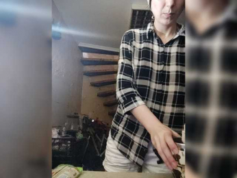 Kira700cams webcam model stream image