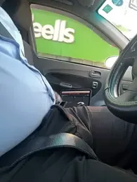 Uber-driver-dam webcam model stream image