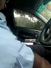 Uber-driver-dam webcam model stream image