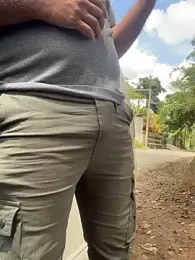 Uber-driver-dam webcam model stream image