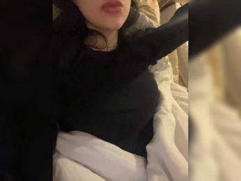 AliciaSweet webcam model stream image