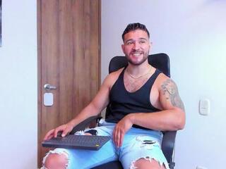 Andrew Diazz webcam model stream image