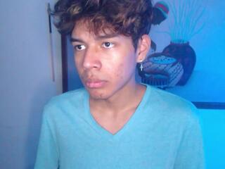 Marcus Countre webcam model stream image