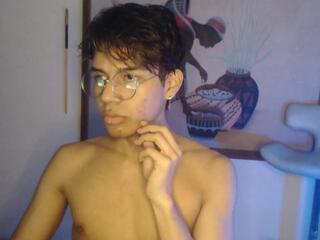 Marcus Countre webcam model stream image