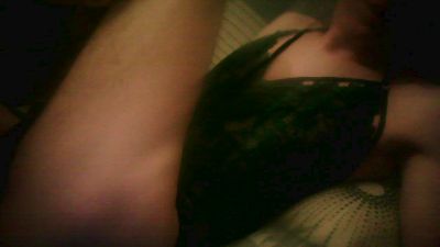 Yxer webcam cam4 model stream image