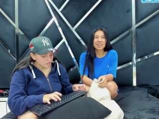 alyssaandnoah webcam camsoda model stream image