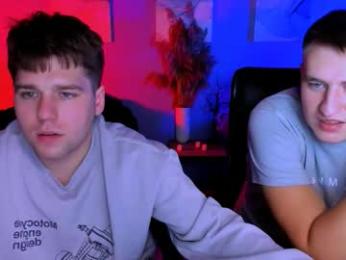 michael_strong_ webcam model stream image