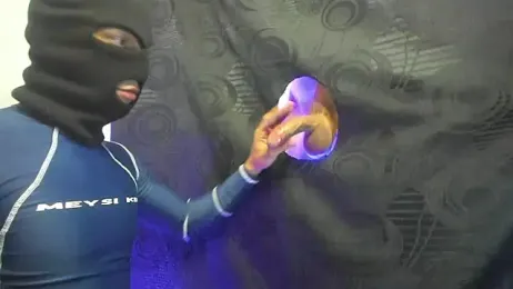 GloryHoleCol webcam model stream image