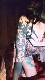 Inked_Val webcam model stream image