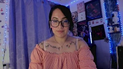 julibella_swee4 webcam model stream image