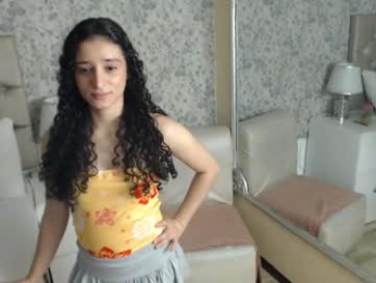 christiedoutzen webcam model stream image
