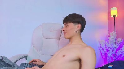 Luckas_White webcam model stream image