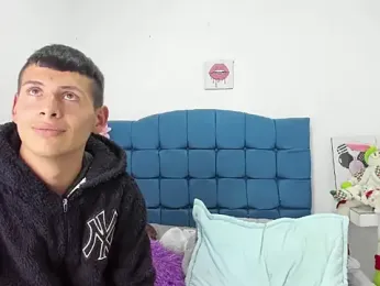 CoupleFire_ webcam model stream image