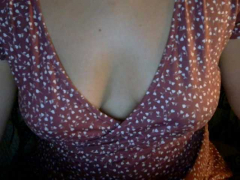 Sylvia-Willa webcam model stream image