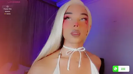 DanniLee_ webcam model stream image