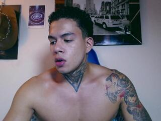 Lucifer Starr webcam flirt4free model stream image