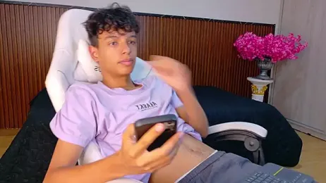 max__frost webcam model stream image