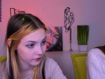 luna_tin webcam model stream image