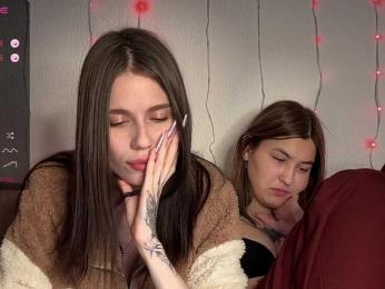 _Two_Chicks_ webcam bongacams model stream image