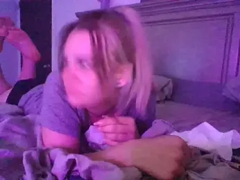 OSoTinyBaby webcam model stream image