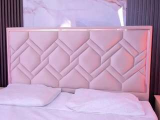 miaafarrel webcam model stream image