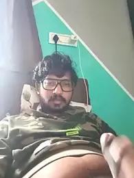 gym_lover076 webcam model stream image