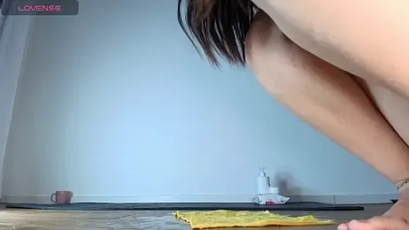 Ji_yen webcam model stream image