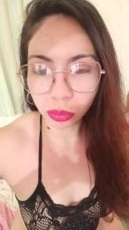 Mia_essence24 webcam cam4 model stream image