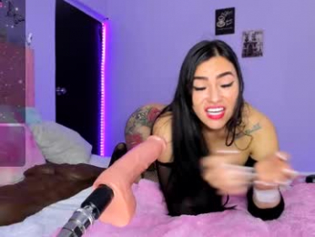 shantall__ webcam model stream image
