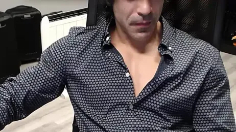 latinoo23bom webcam model stream image