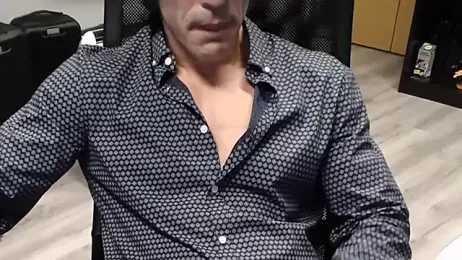 latinoo23bom webcam model stream image