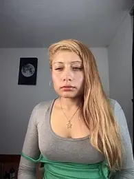 _Danna webcam model stream image