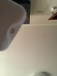 Frosl webcam model stream image