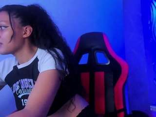 ashley-17 webcam model stream image