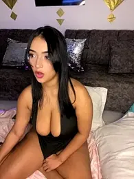 SaharQamar webcam model stream image