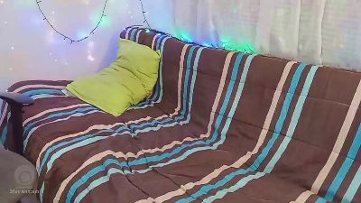 Karivouge webcam model stream image