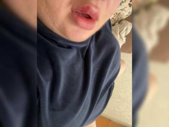 Swettypussy69 webcam model stream image