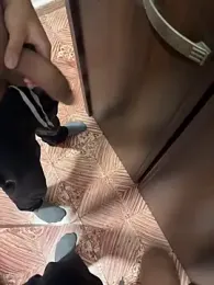 Davisuarez webcam model stream image