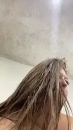 Chloee_Peach webcam model stream image