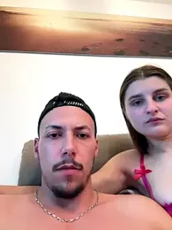 only4love webcam model stream image