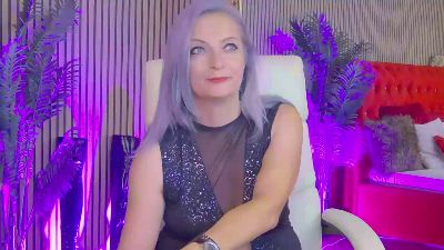 LadyTouch4u webcam model stream image