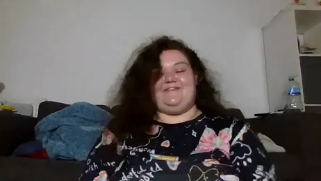 curvy_crystal webcam model stream image