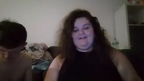 curvy_crystal webcam model stream image