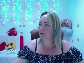 Sneaky Kate webcam model stream image