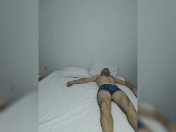 Double-cats webcam model stream image