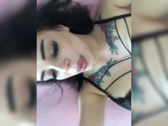 MaryTurner webcam model stream image
