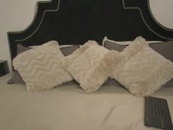sam_rouge webcam model stream image