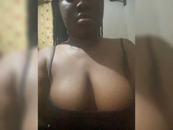 PrettyJade webcam model stream image