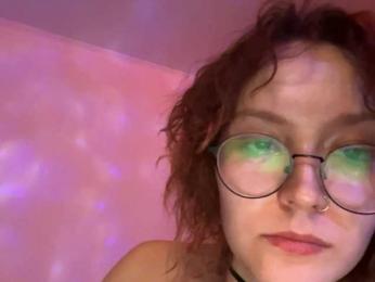 sonechkasladkayaa webcam model stream image