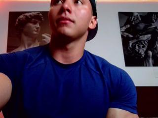 Adamm Turner webcam model stream image